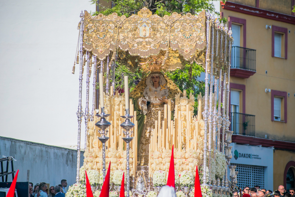 Domingo de Ramos: Estación de Penitencia Virgen de la Oliva
